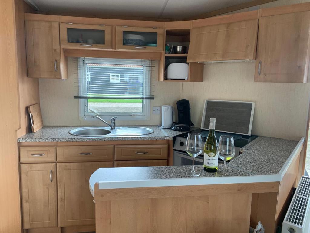 Chalet Seemowe Direkt Am Wattenmeer Aan De Waddenzee Nordsee 600 Meter Zum Badestrand, Angeln Leilighet Westerland Eksteriør bilde